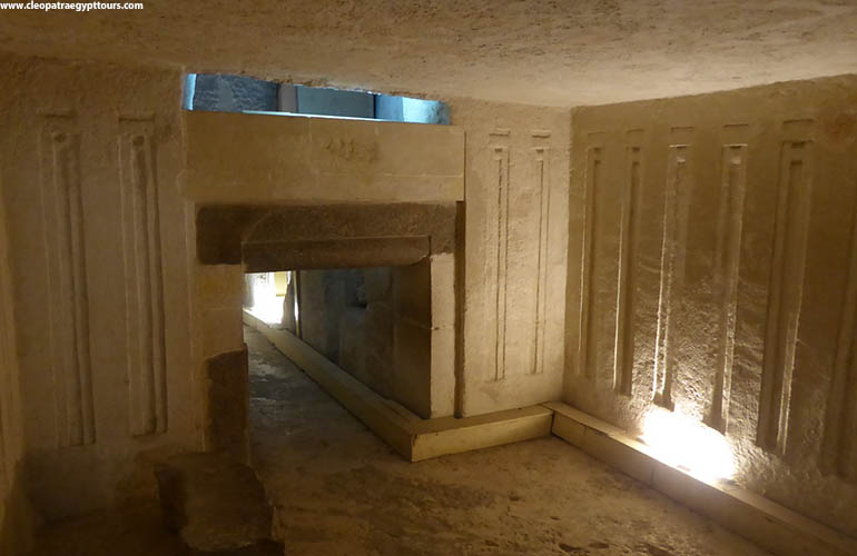 inside-Menkaures-Pyramid.jpg