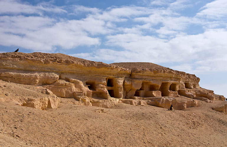 mountain of the dead tomb