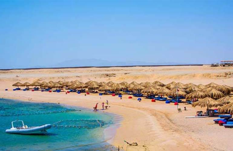 Sharm El Naga beach