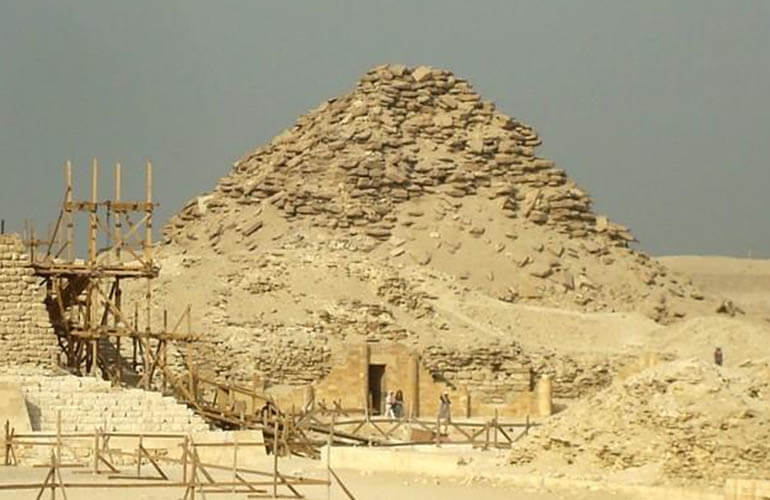 Pyramid of Userkaf