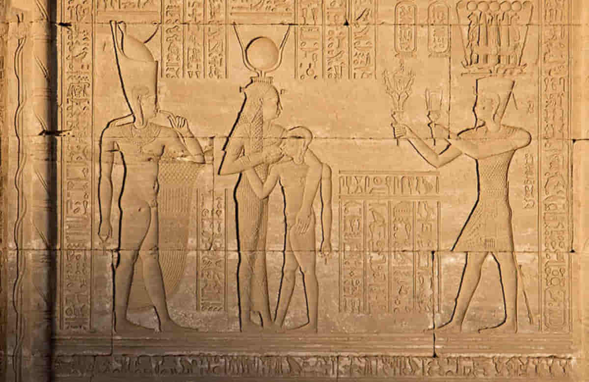 1. Hathor Egyptian God Tattoo Designs - wide 7
